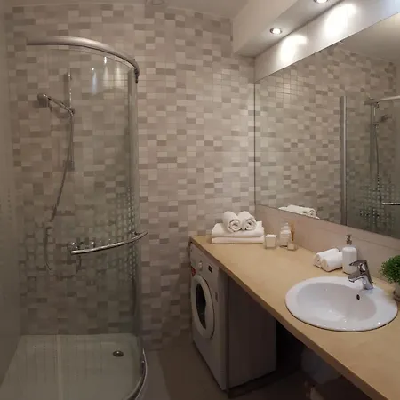 Skenza's Loft Near And Center Апартаменты