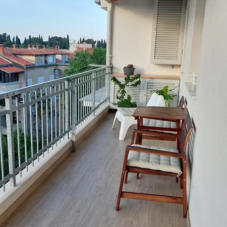 Skenza's Loft Near And Center Apartmán Split